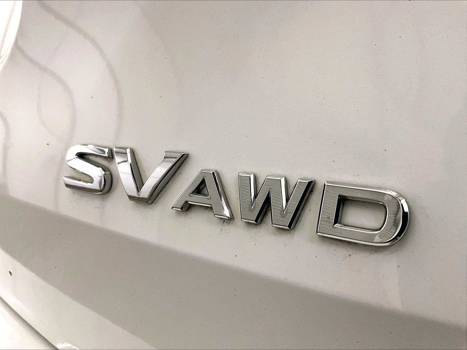Used 2017 Nissan Rogue SV AWD/4WD image 13