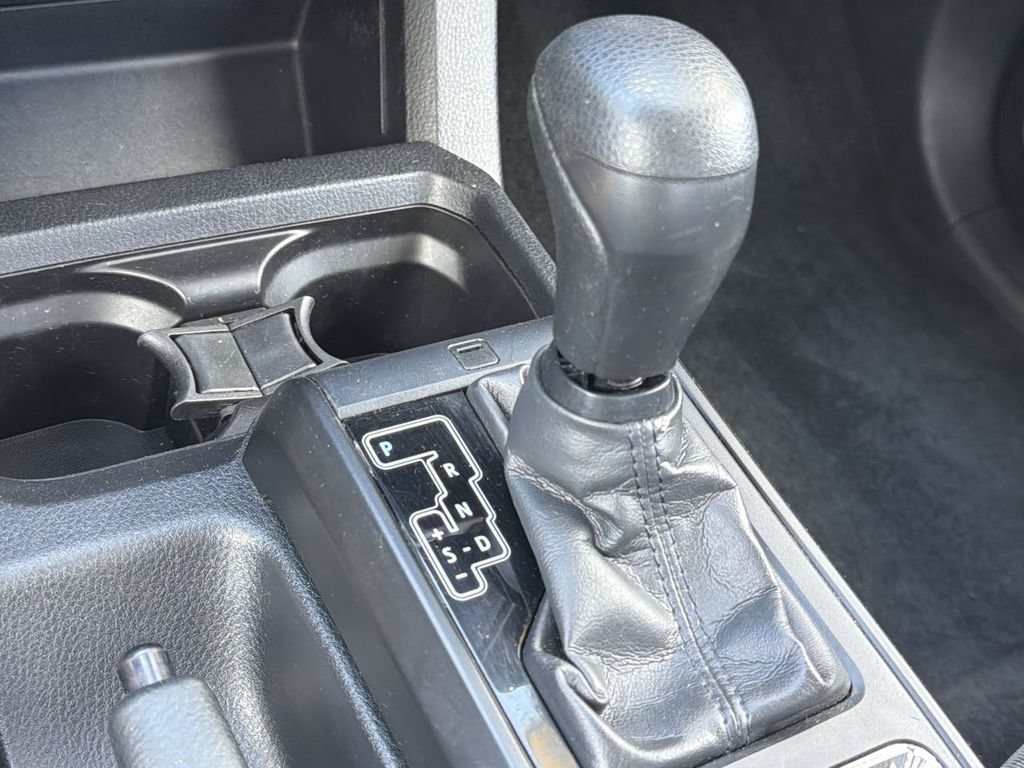 Used 2019 Toyota Tacoma SR RWD image 16
