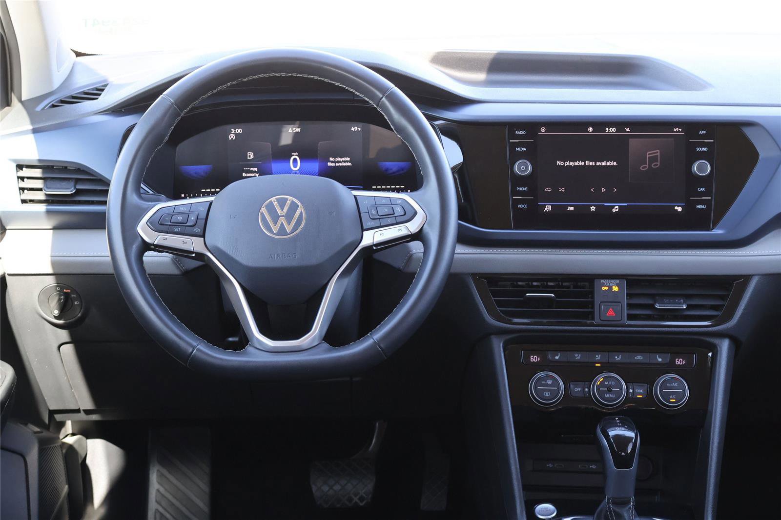 Used 2024 Volkswagen Taos SE image 27