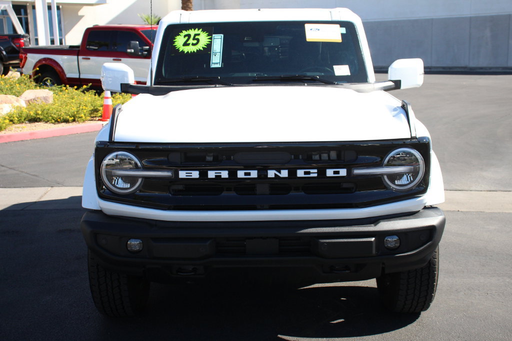 Certified 2025 Ford Bronco Outer Banks AWD/4WD image 13