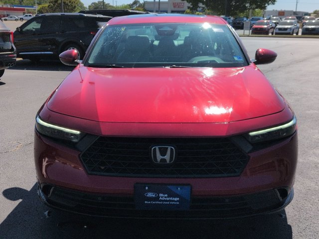 Used 2024 Honda Accord Touring image 9