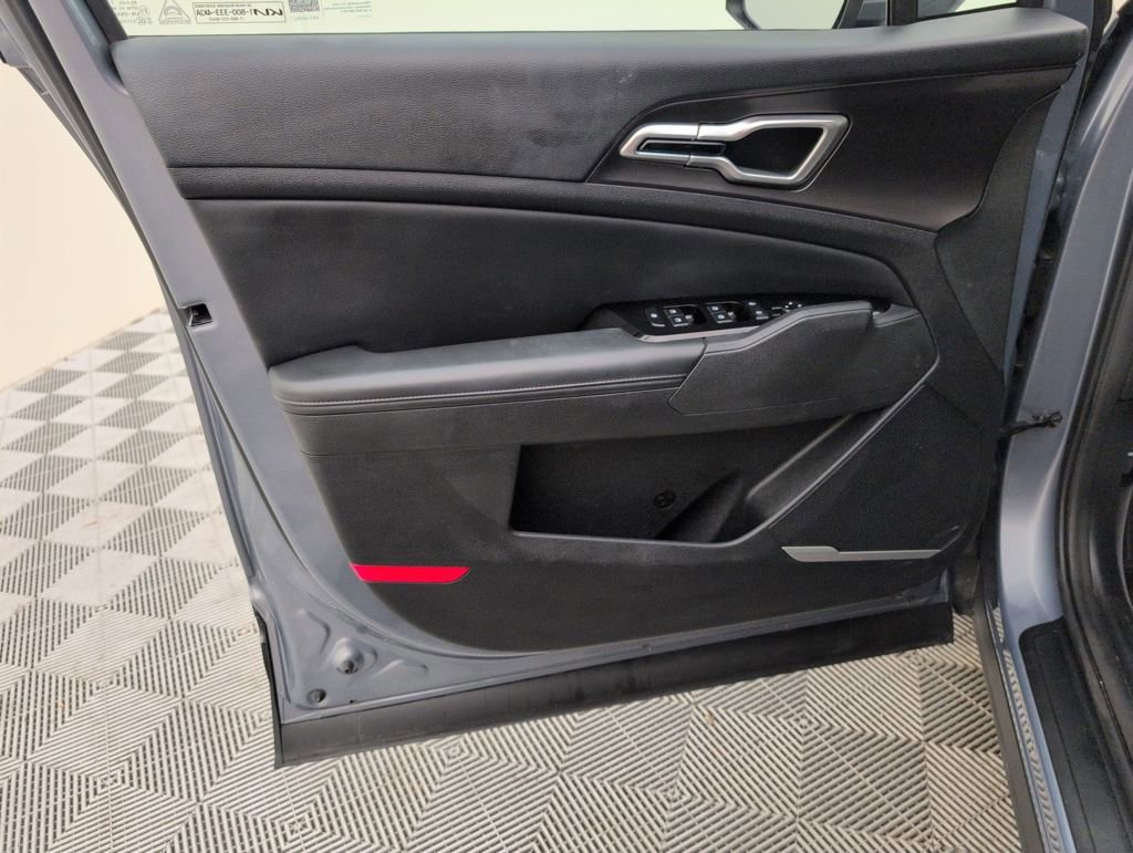 Used 2023 Kia Sportage EX image 36