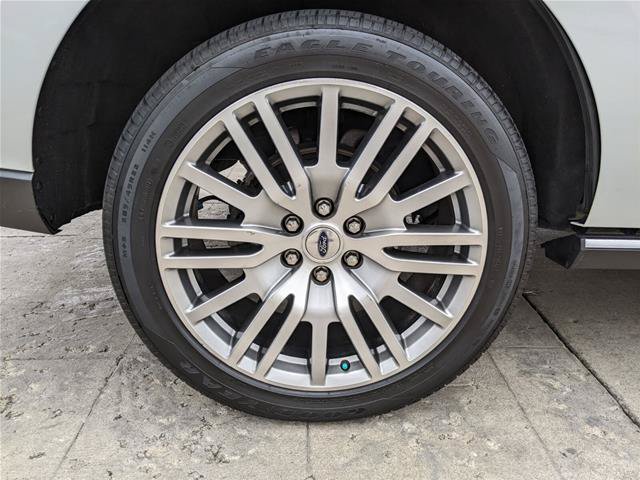 Certified 2022 Ford Expedition Limited AWD/4WD image 11