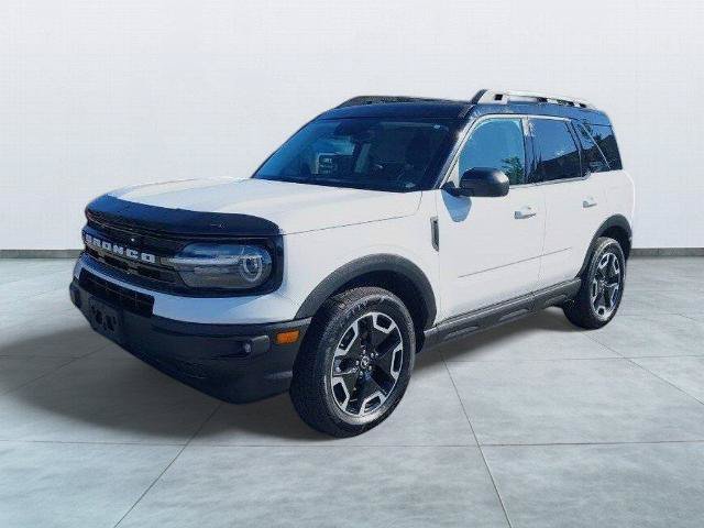 Certified 2023 Ford Bronco Sport Outer Banks w/ Tech Package AWD/4WD image 3