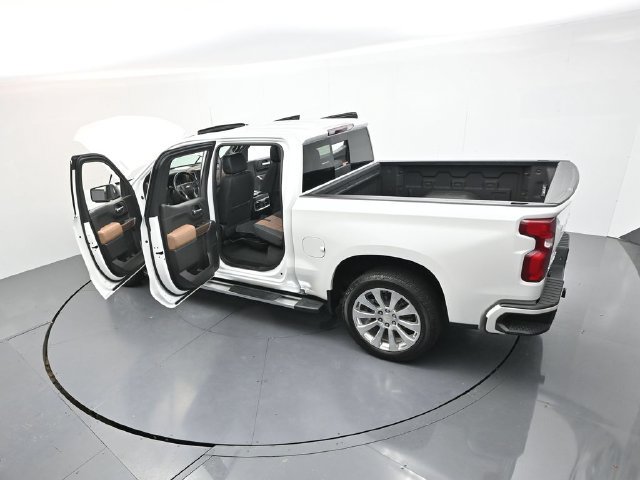 Used 2022 Chevrolet Silverado 1500 High Country AWD/4WD image 49