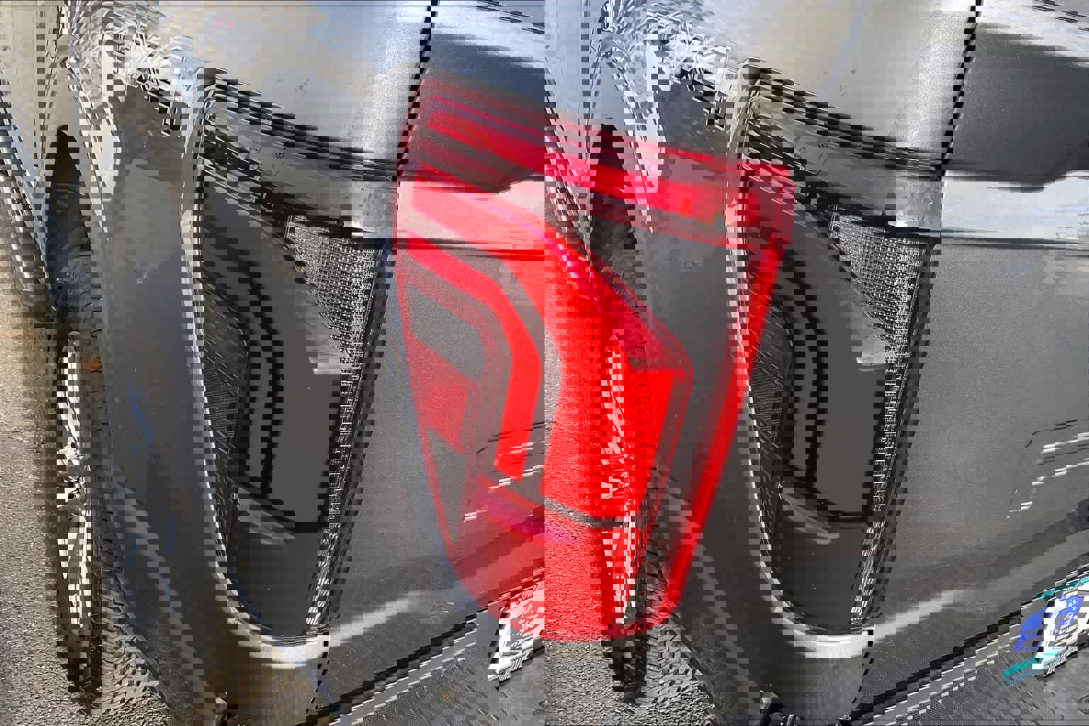 Certified 2025 Ford F150 Lariat w/ Equipment Group 501A Mid AWD/4WD image 32