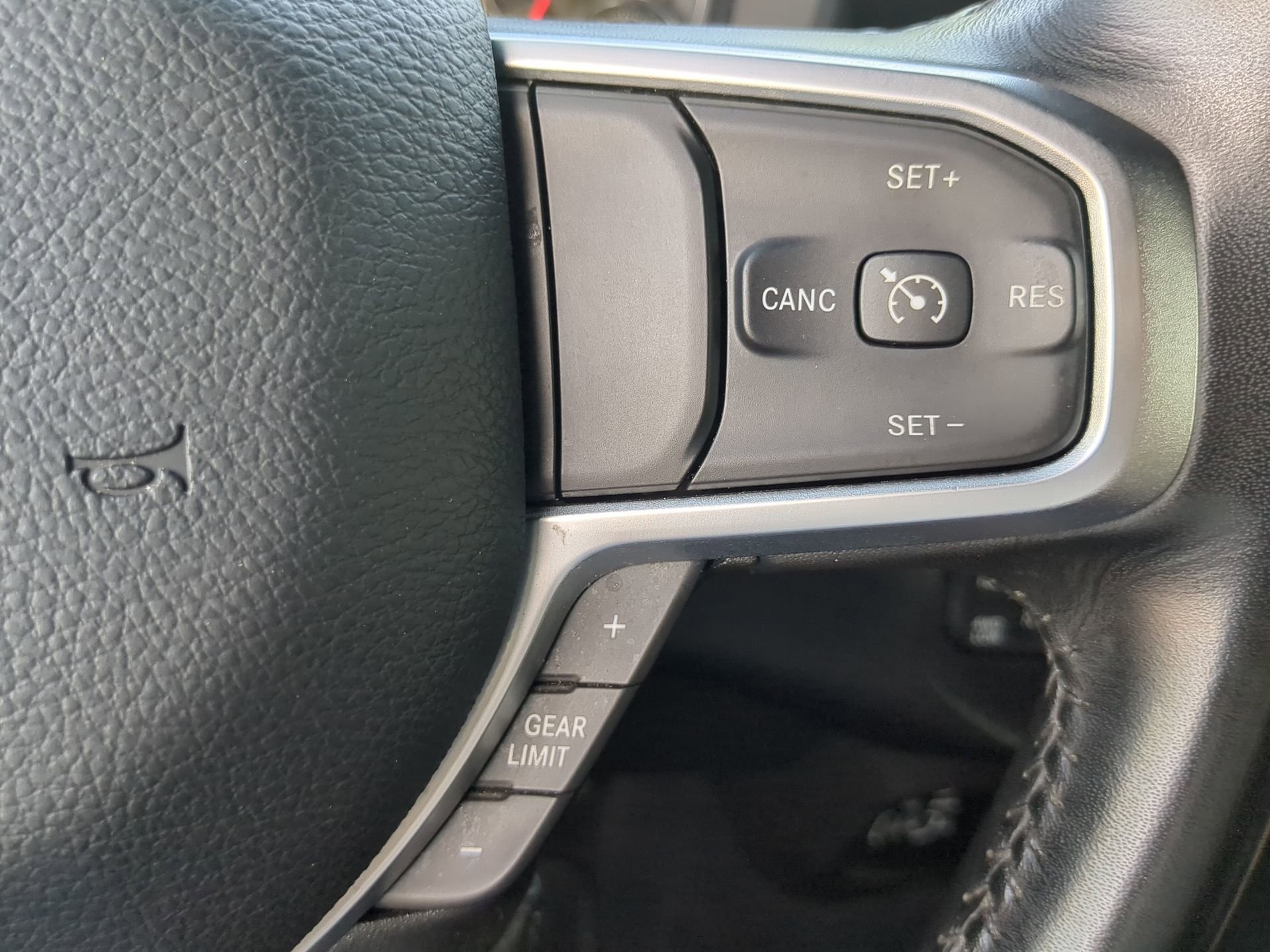 Used 2024 RAM 2500 Big Horn AWD/4WD image 65