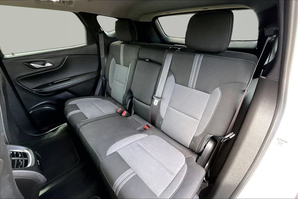 Used 2025 Chevrolet Blazer LT AWD/4WD image 26