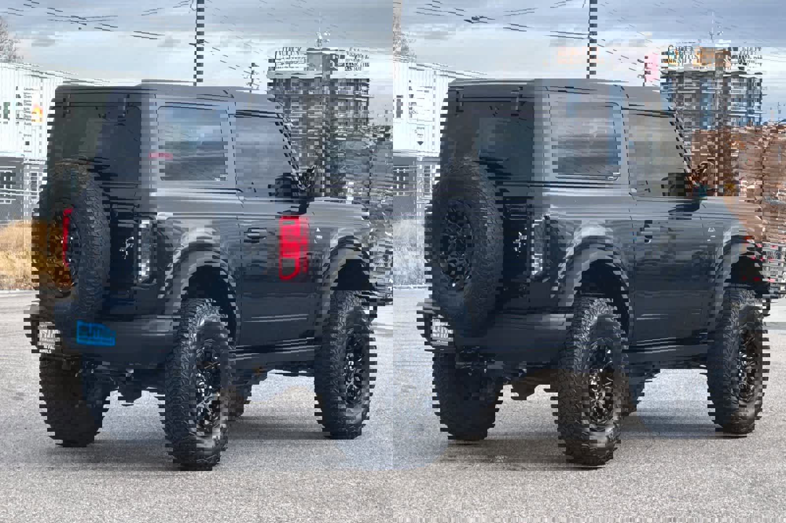 Certified 2022 Ford Bronco Black Diamond image 5