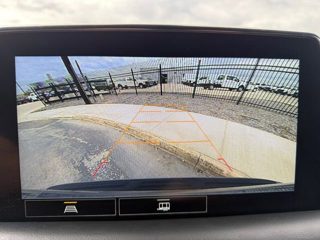 Used 2021 Chevrolet Suburban Z71 image 17