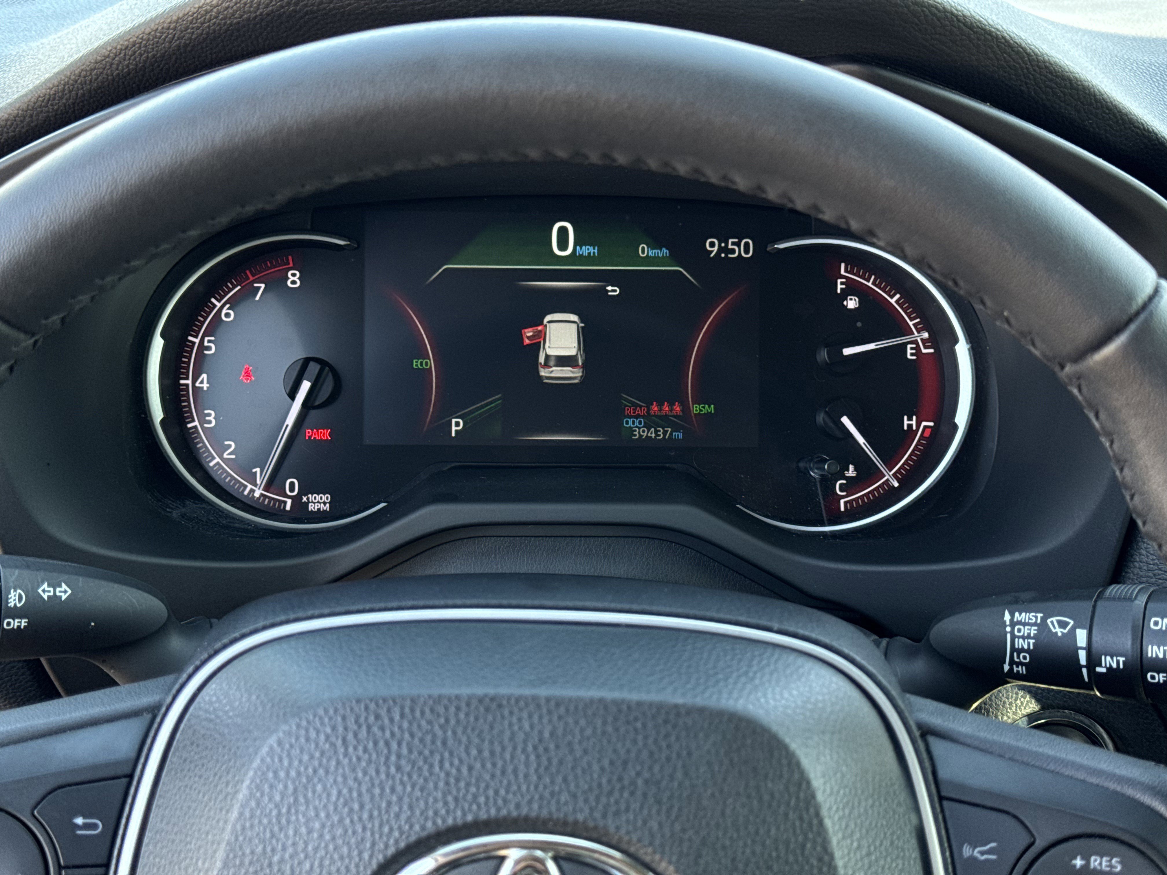 Used 2023 Toyota RAV4 XLE Premium image 20