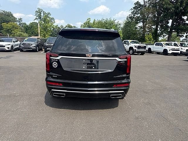Used 2021 Cadillac XT6 Premium Luxury w/ LPO, Floor Liner Package AWD/4WD image 11