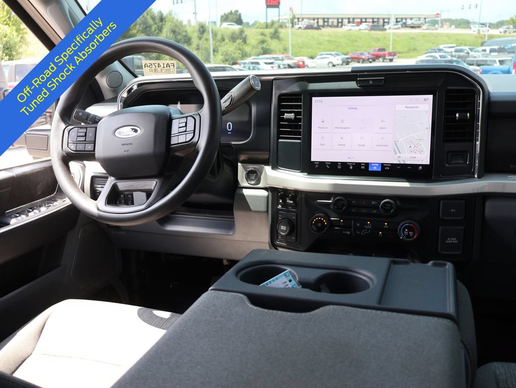 Certified 2025 Ford F250 XLT w/ Black Appearance Package AWD/4WD image 15