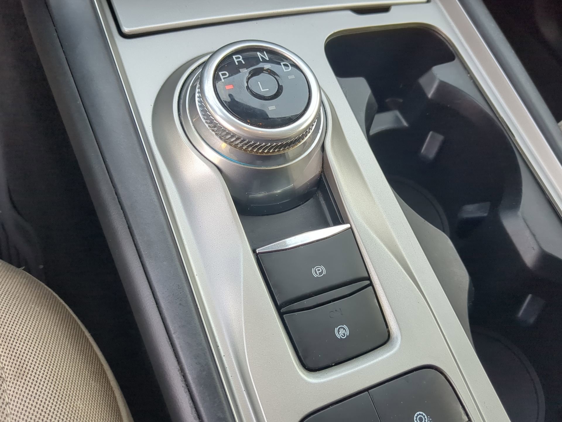 Certified 2021 Ford Explorer 2WD image 61
