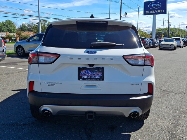 Certified 2022 Ford Escape Titanium w/ Class II Trailer Tow Package AWD/4WD image 9