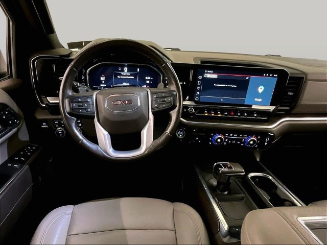 Used 2022 GMC Sierra 1500 SLT w/ SLT Premium Plus Package AWD/4WD image 5