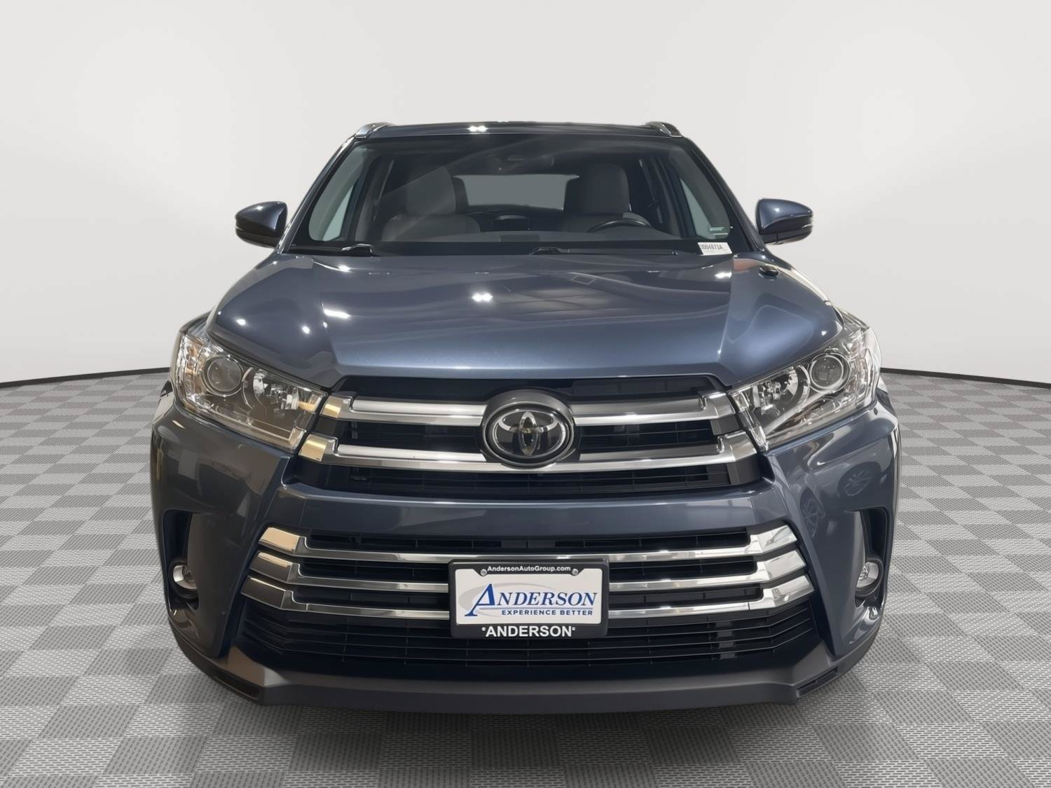 Used 2019 Toyota Highlander Limited AWD/4WD image 4