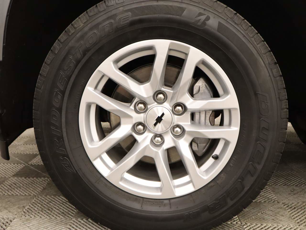 Used 2021 Chevrolet Silverado 1500 RST AWD/4WD image 6