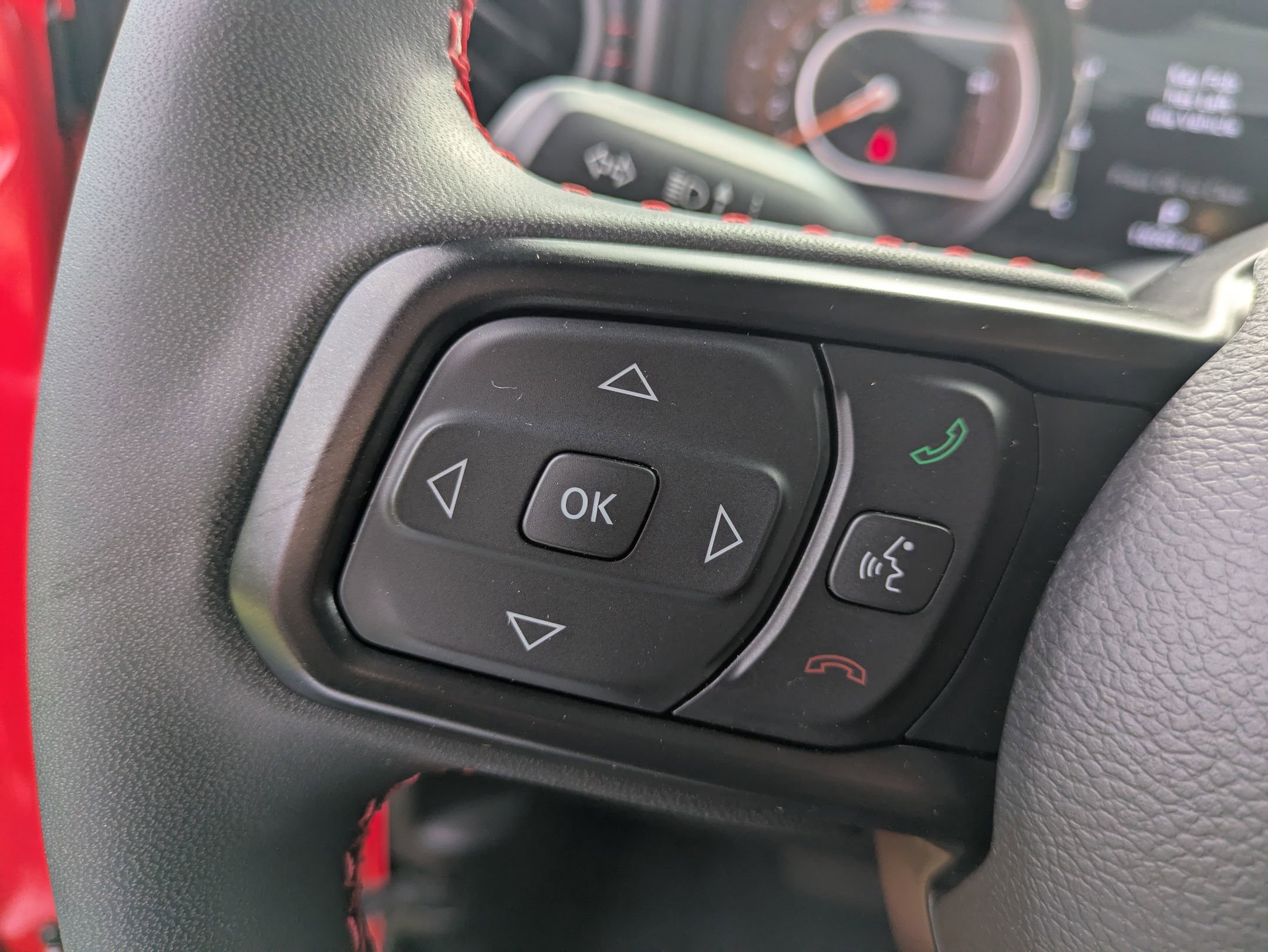 Used 2024 Jeep Wrangler Unlimited Rubicon w/ Technology Group image 16