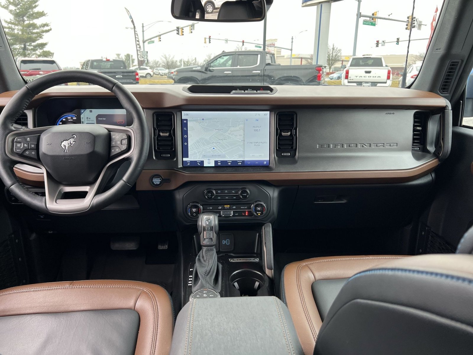 Certified 2024 Ford Bronco Outer Banks image 23