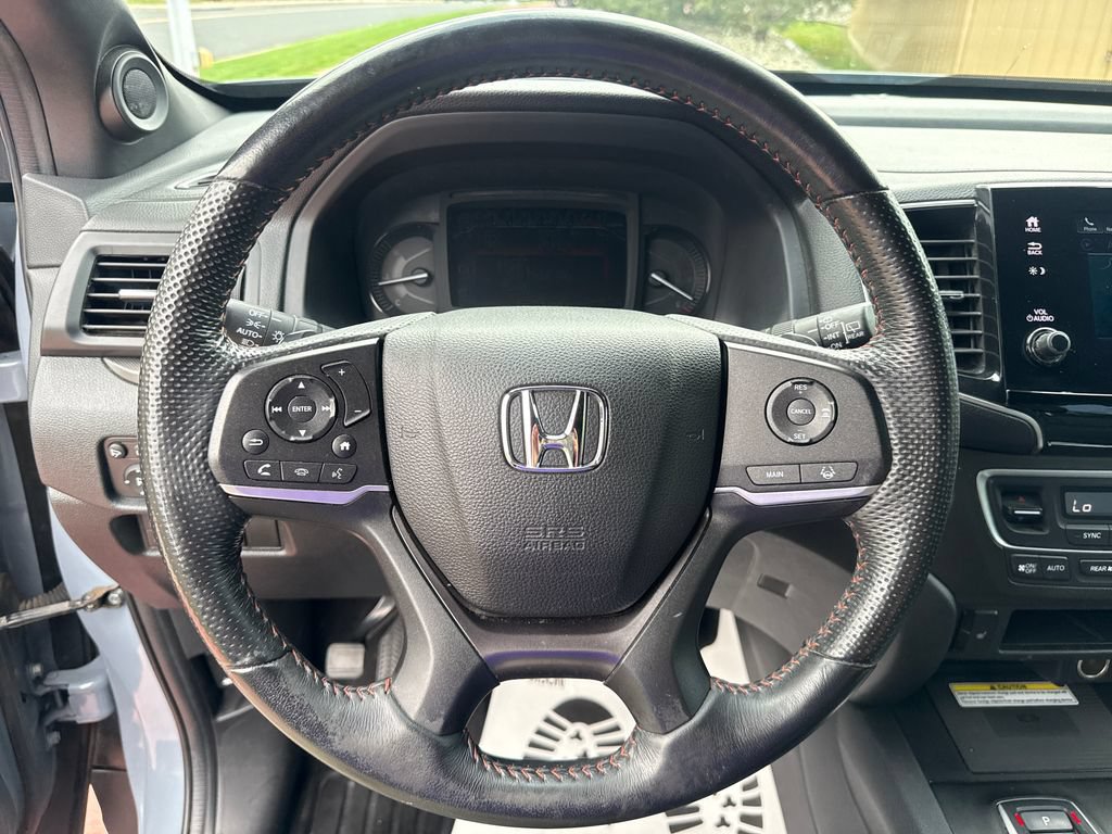 Used 2023 Honda Passport TrailSport image 15