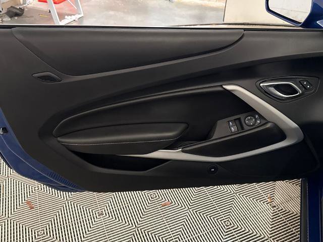 Used 2019 Chevrolet Camaro SS image 15