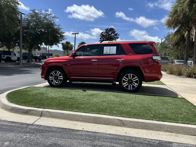 Used 2022 Toyota 4Runner Limited RWD image 10