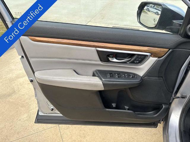 Used 2017 Honda CR-V Touring image 20