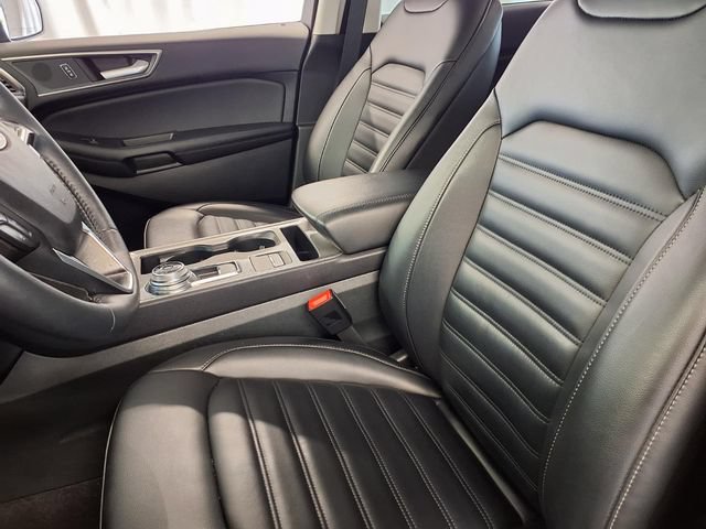 Certified 2023 Ford Edge SEL w/ Convenience Package AWD/4WD image 3