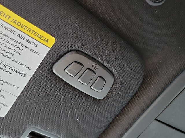 Certified 2025 Ford Explorer ST-Line w/ Premium Package RWD image 19