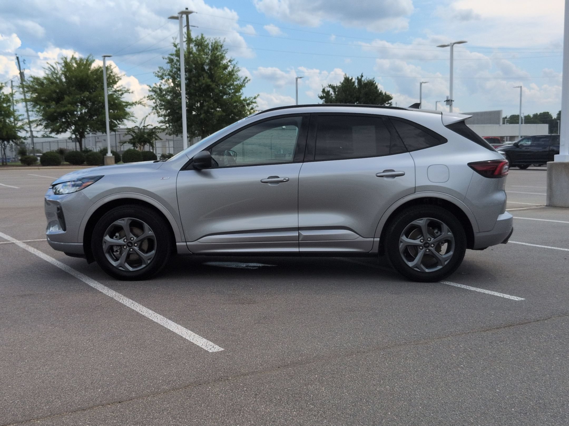 Certified 2024 Ford Escape ST-Line w/ Tech Pack #1 FWD image 7