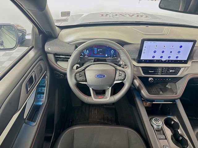 Certified 2025 Ford Explorer ST image 27