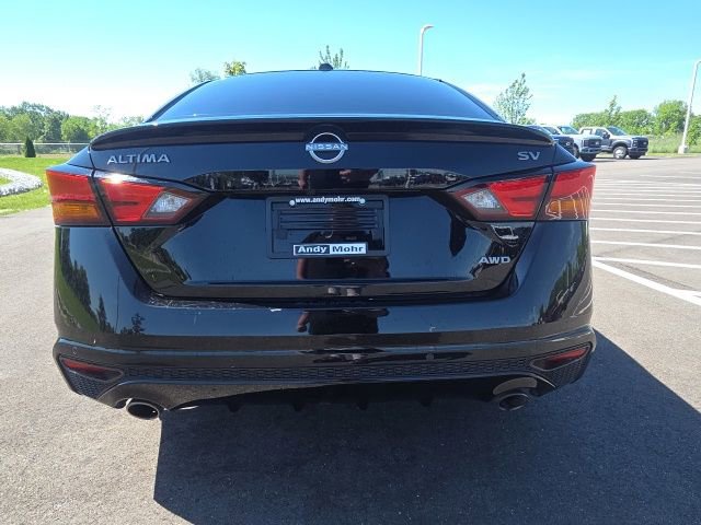 Used 2024 Nissan Altima 2.5 SV w/ SV Premium Package AWD/4WD image 9