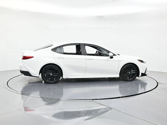 Used 2025 Toyota Camry SE FWD video 2