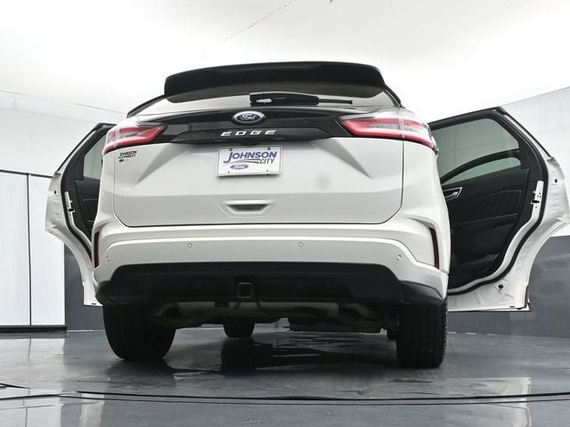 Certified 2024 Ford Edge ST-Line w/ Class II Trailer Tow Package AWD/4WD image 39