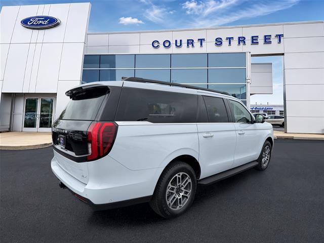 Certified 2025 Ford Expedition Max Active AWD/4WD image 7