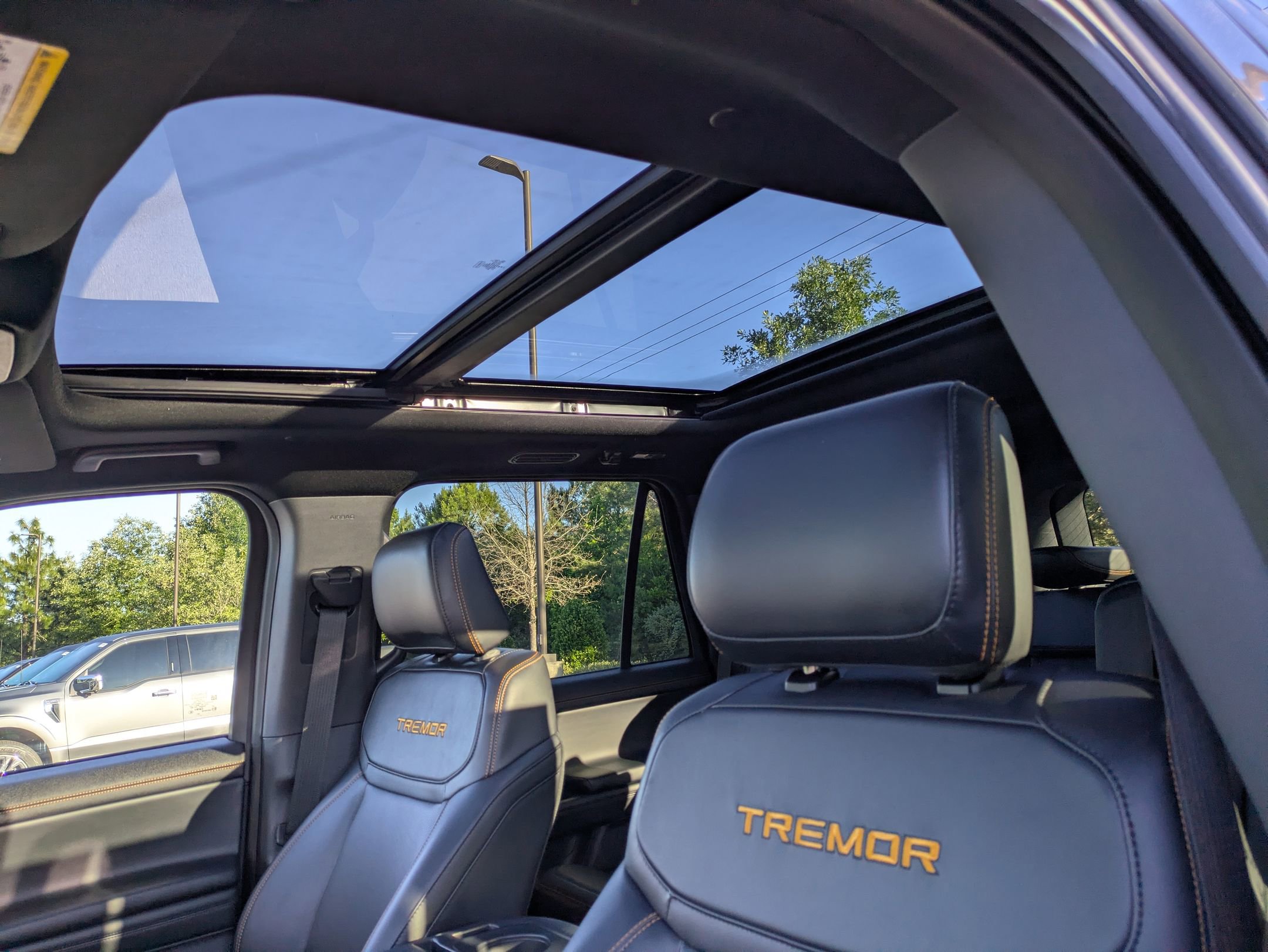 Certified 2025 Ford Expedition Tremor AWD/4WD image 26