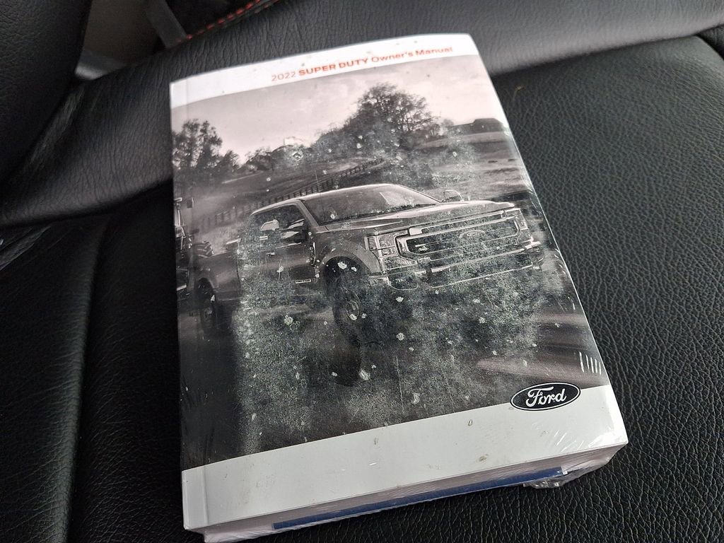 Certified 2022 Ford F350 XLT w/ Black Appearance Package image 26