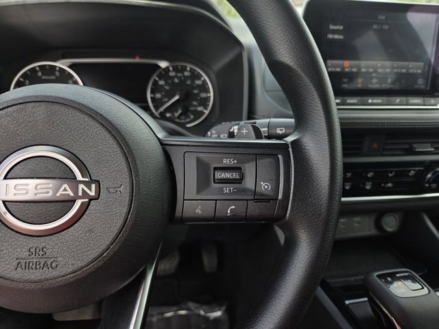 Used 2024 Nissan Rogue S image 21