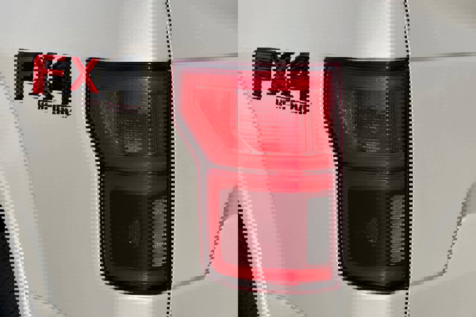 Certified 2019 Ford F150 Lariat w/ Equipment Group 502A Luxury image 27