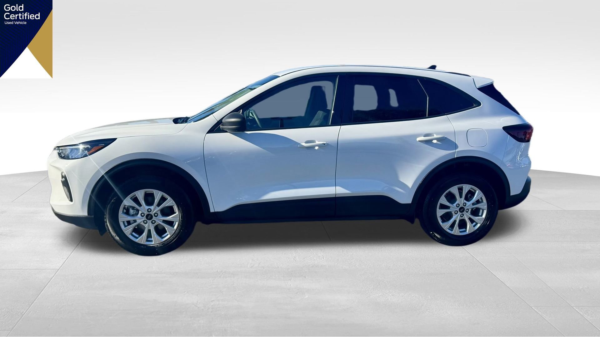 Certified 2025 Ford Escape Active image 18