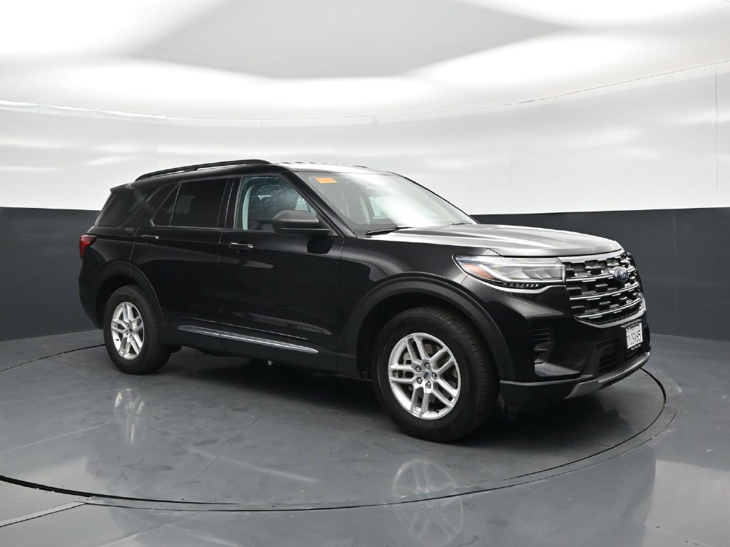 Certified 2025 Ford Explorer Active AWD/4WD image 27