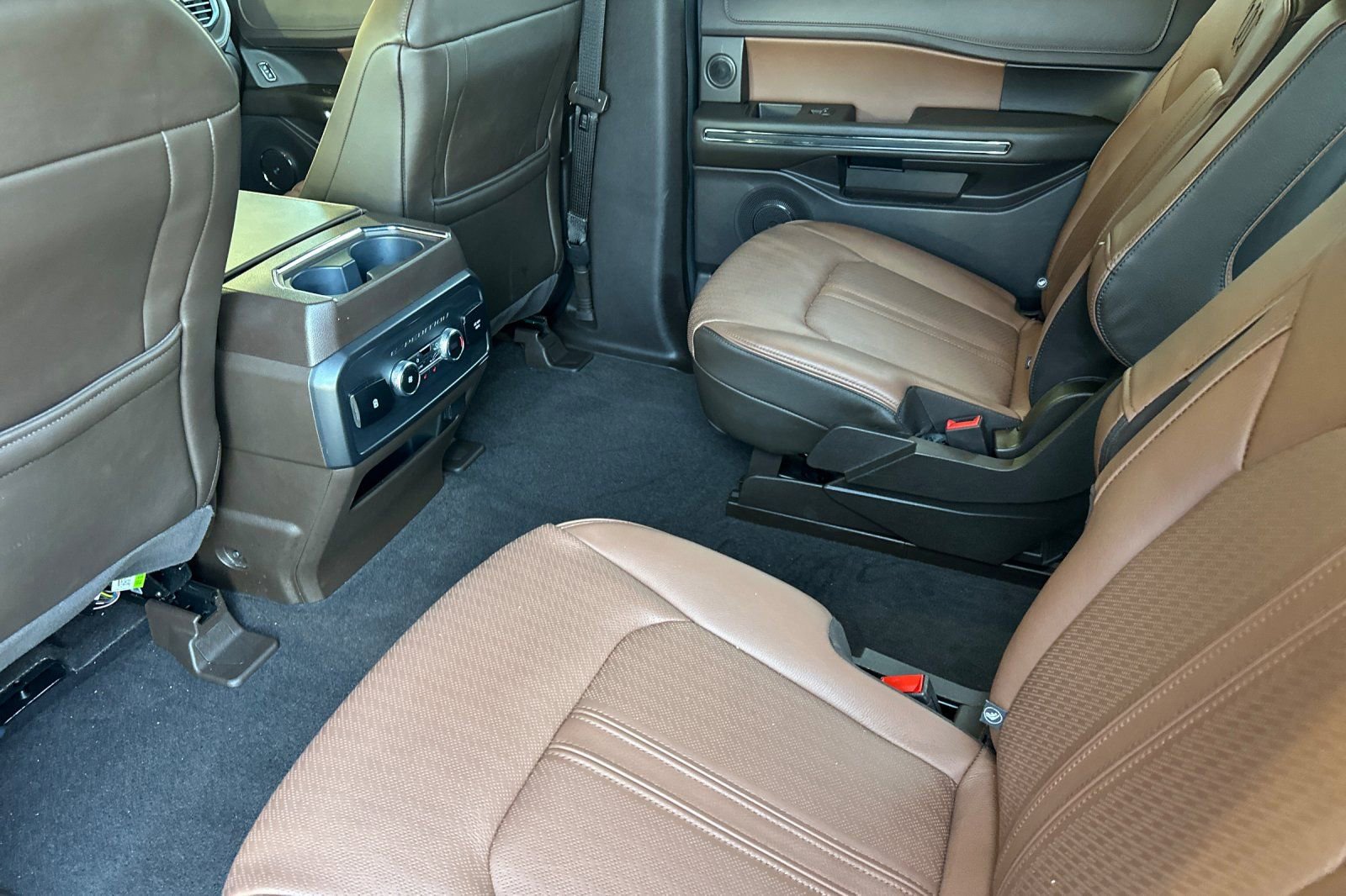 Certified 2022 Ford Expedition Max King Ranch AWD/4WD image 11