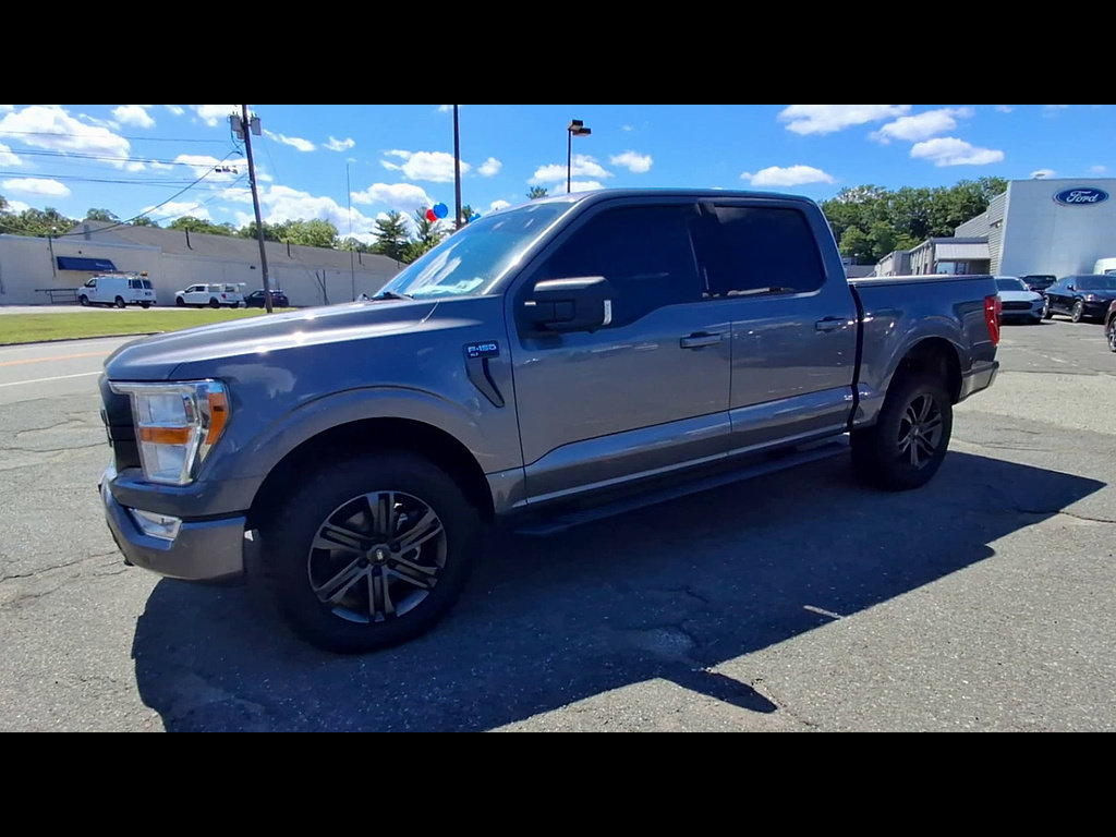Certified 2021 Ford F150 XLT w/ Equipment Group 301A Mid AWD/4WD image 4