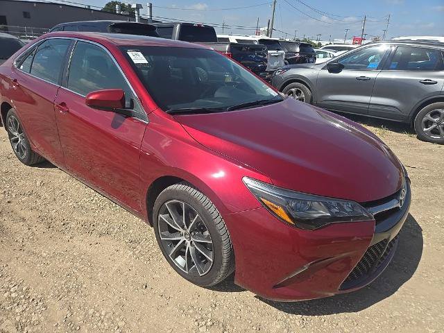 Used 2017 Toyota Camry XSE FWD image 4