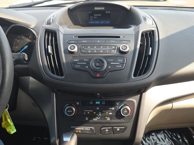 Certified 2017 Ford Escape SE image 27
