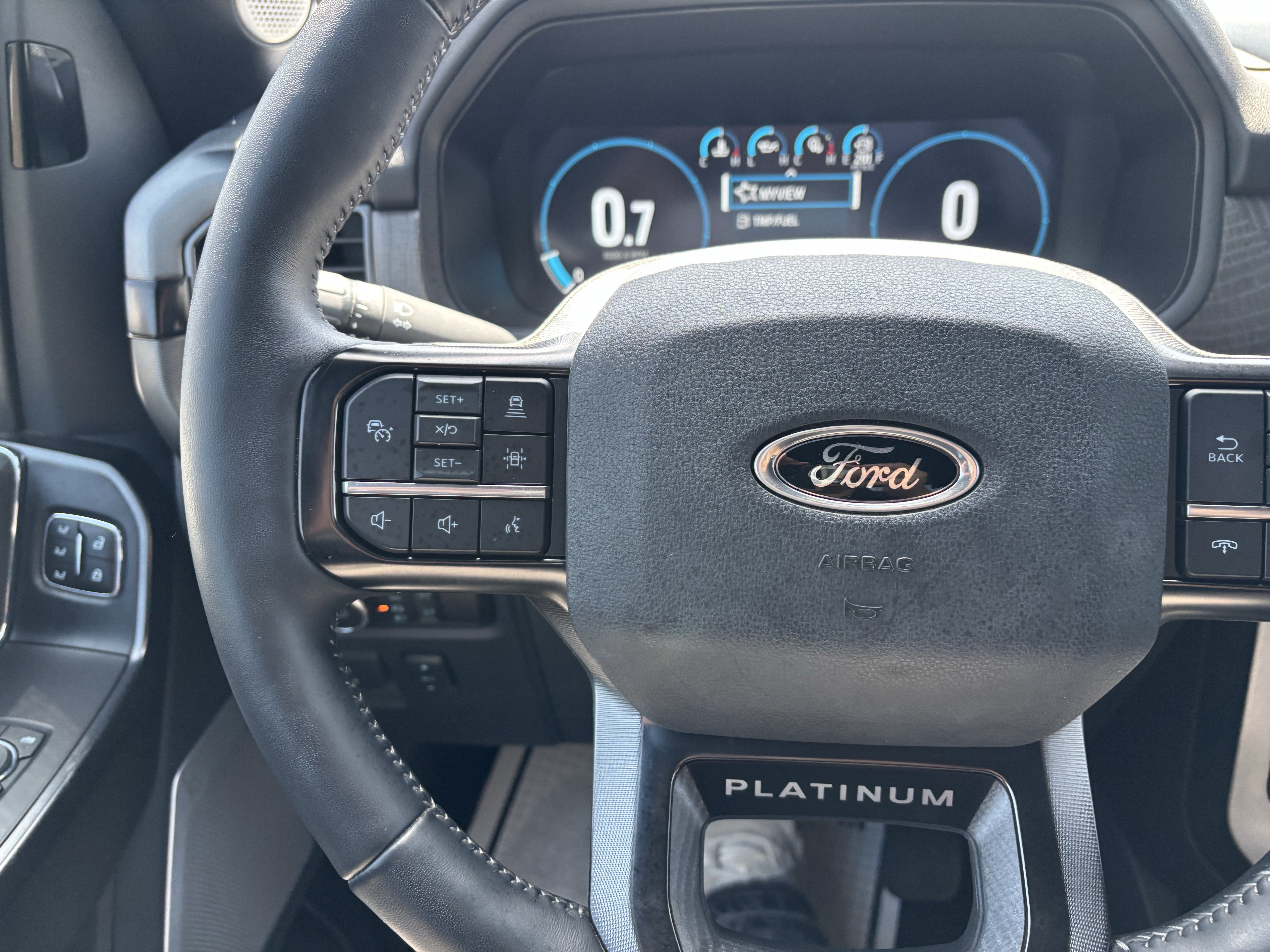 Certified 2023 Ford F150 Platinum w/ Equipment Group 701A High AWD/4WD image 29