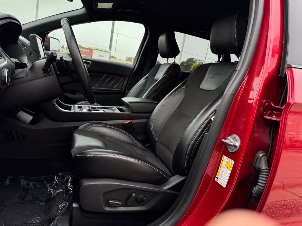 Certified 2023 Ford Edge ST AWD/4WD image 5