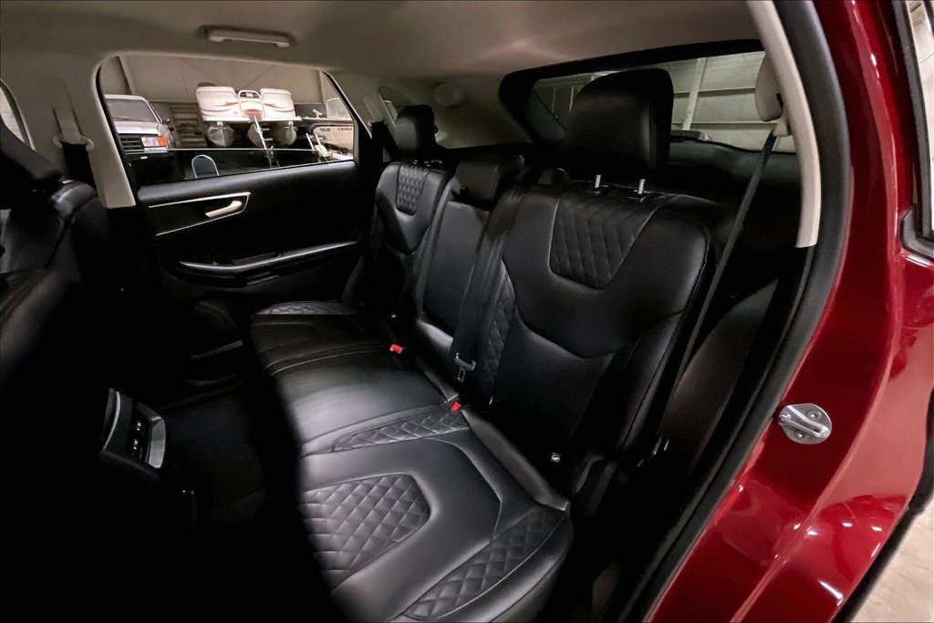 Certified 2024 Ford Edge Titanium AWD/4WD image 24