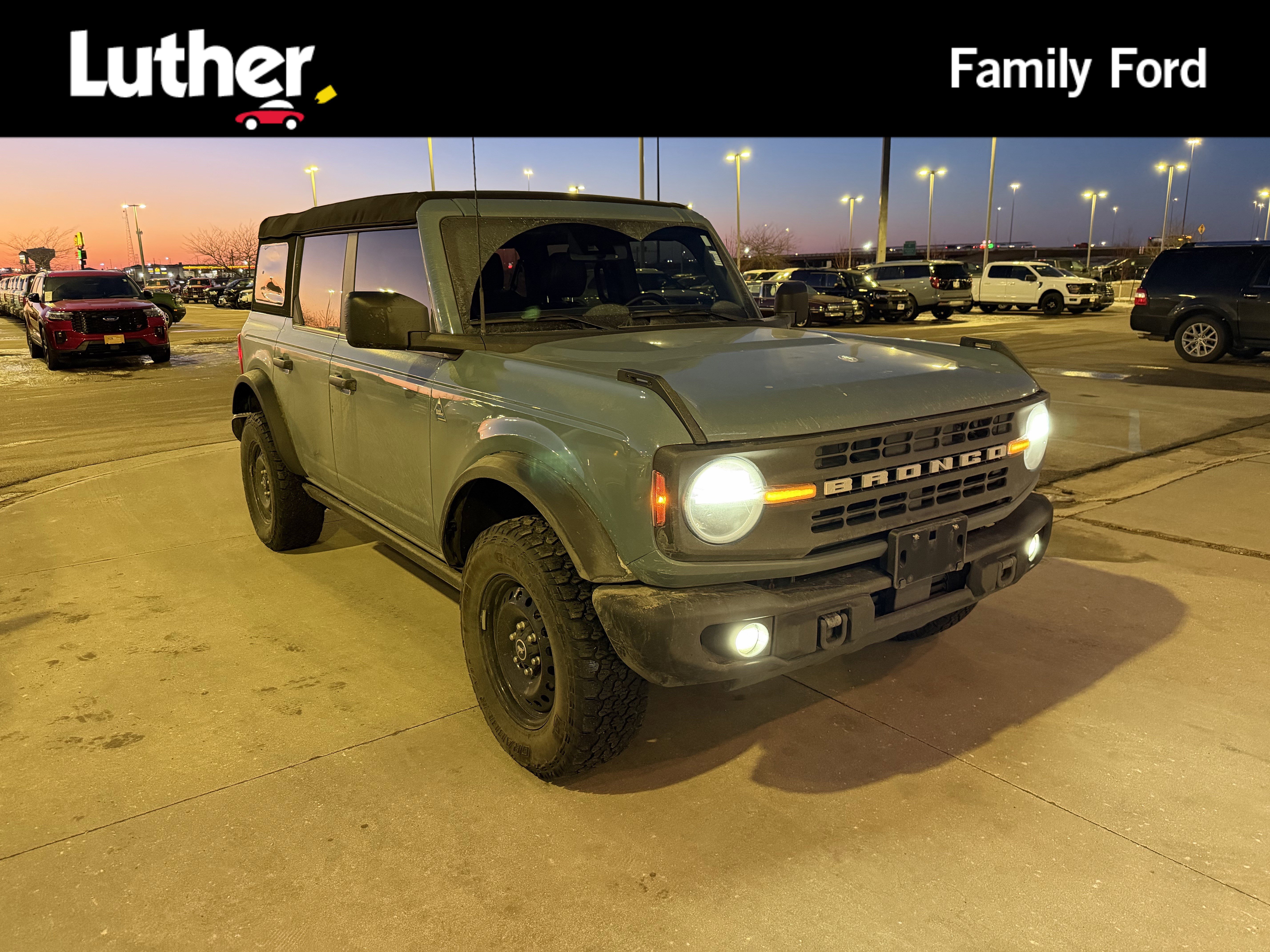 Certified 2023 Ford Bronco Black Diamond image 1